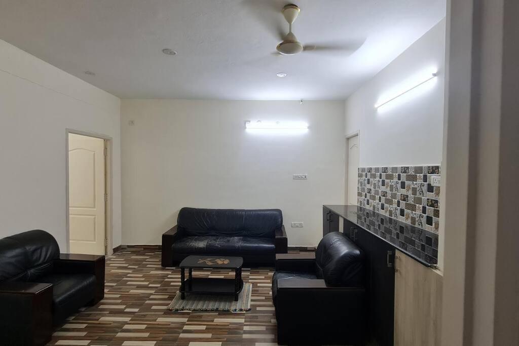 코임바토르 Kamalam 2 Bhk - Non Ac 빌라 외부 사진