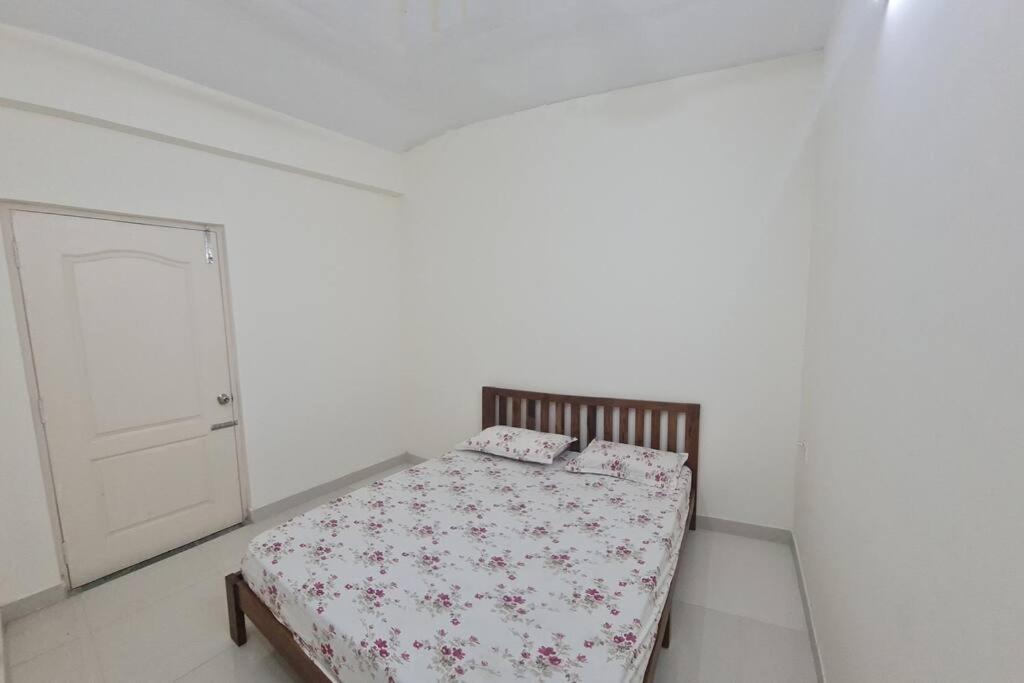 코임바토르 Kamalam 2 Bhk - Non Ac 빌라 외부 사진